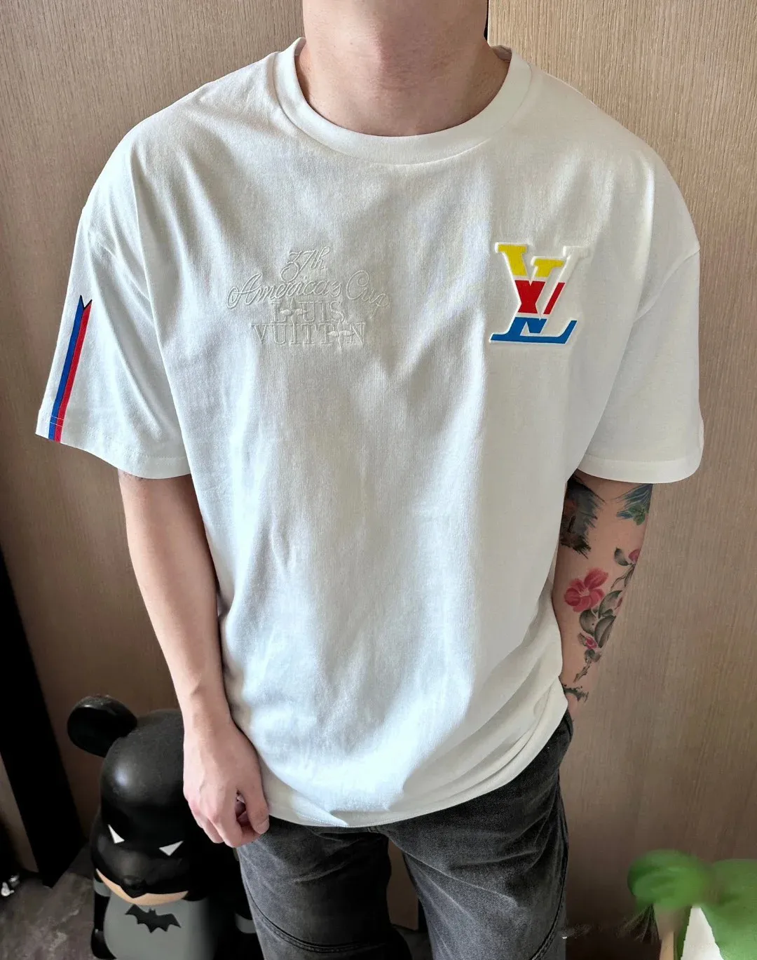 Louis Vuitton/Louis Vuitton colorful spelling embroidered round neck short sleeves